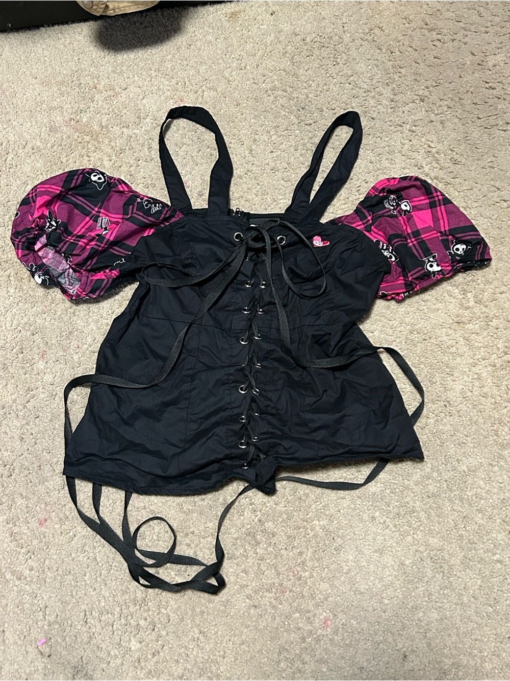 Animal Black Lace-Up Corset Crop Top with Pink Plaid Puff Sleeves